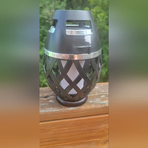 Margaritaville Wireless speakers - Picture 5 of 6